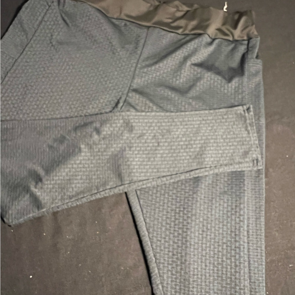 Grey/Blue leggings women’s 4xl fits like 2-3 xl